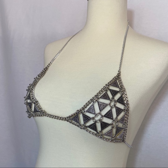 Sexy Antiqued Metal Triangular Hollowed Out Bra Harness - Picture 13 of 15
